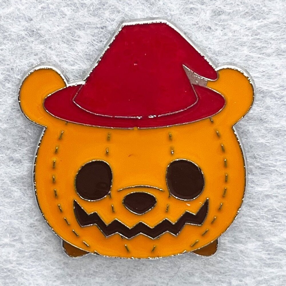 🔮 5/$25 Disney Winnie the Pooh Halloween Jack-o-lantern Tsum Tsum Pin - Picture 1 of 2